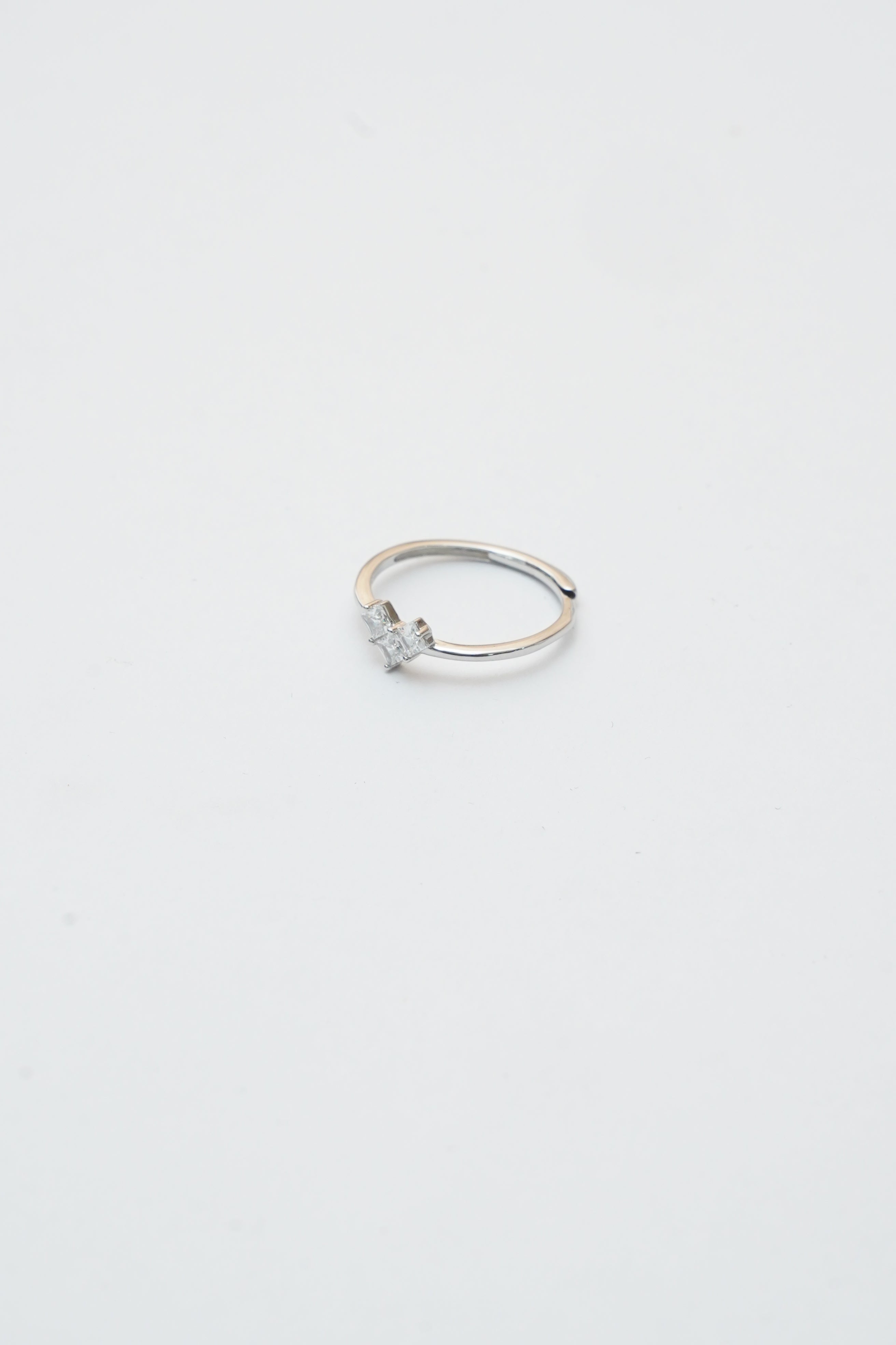 PURE 925 SILVER HEART STYLE RING
