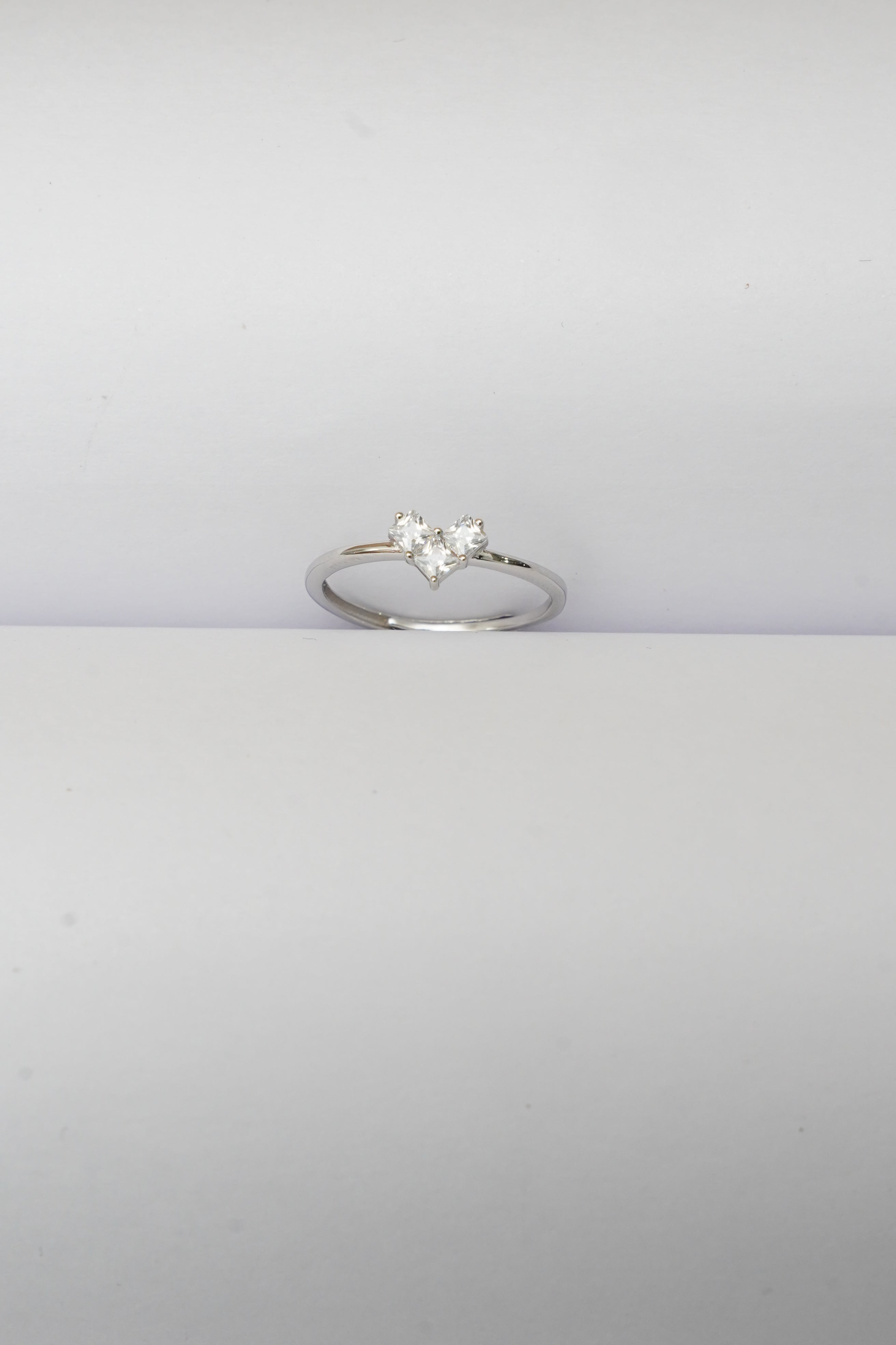 PURE 925 SILVER HEART STYLE RING