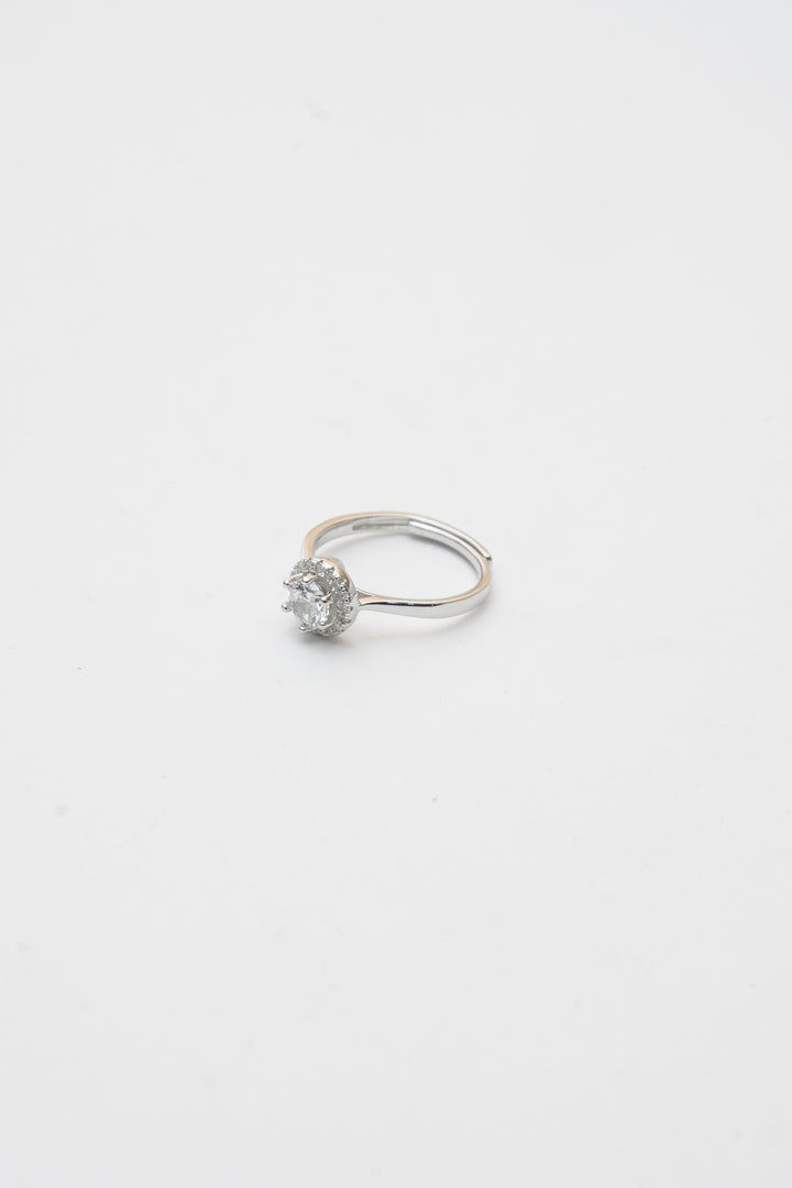 SILVER SOLITAIRE RING
