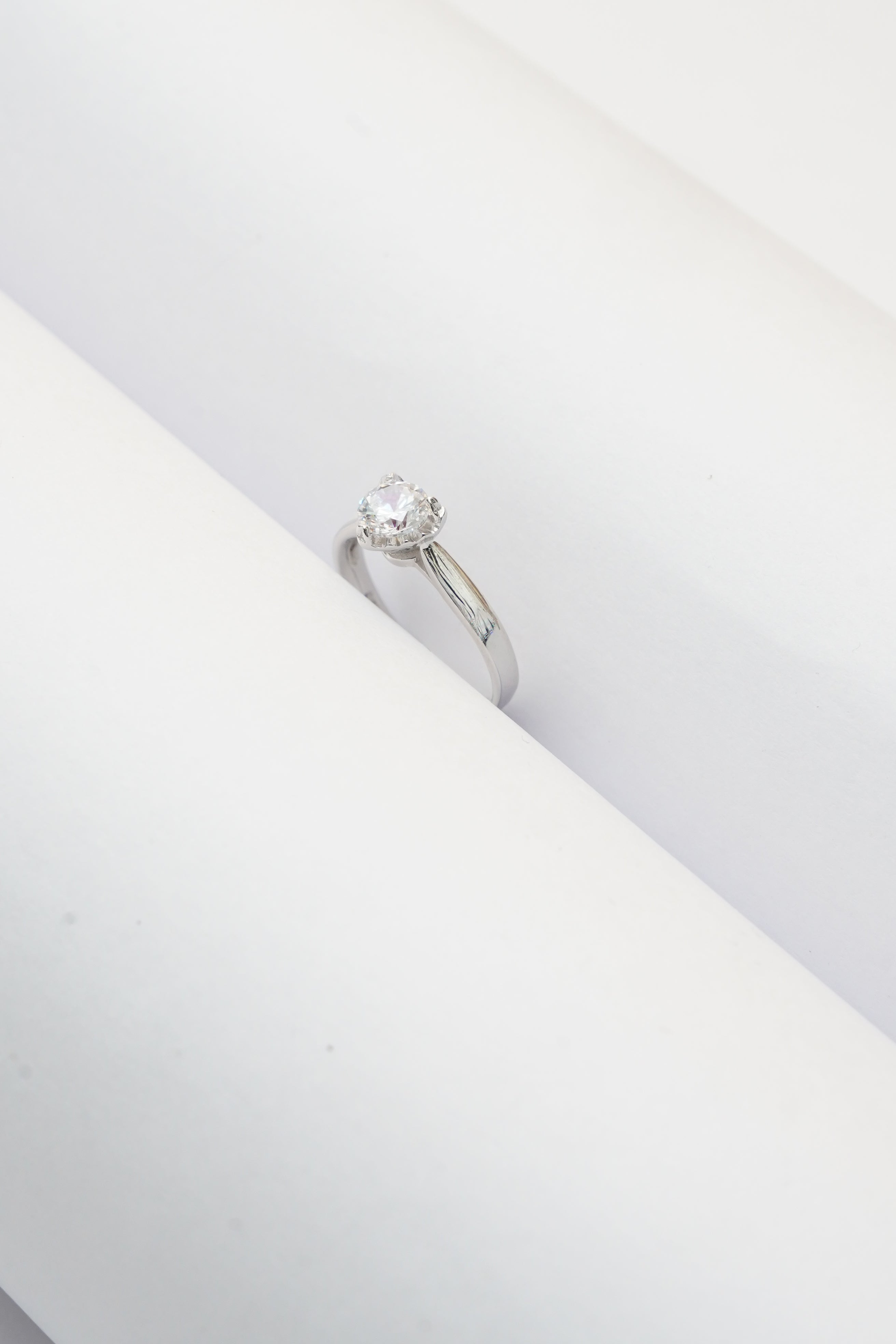 PURE 925 SILVER 3 PRONGS STYLE RING