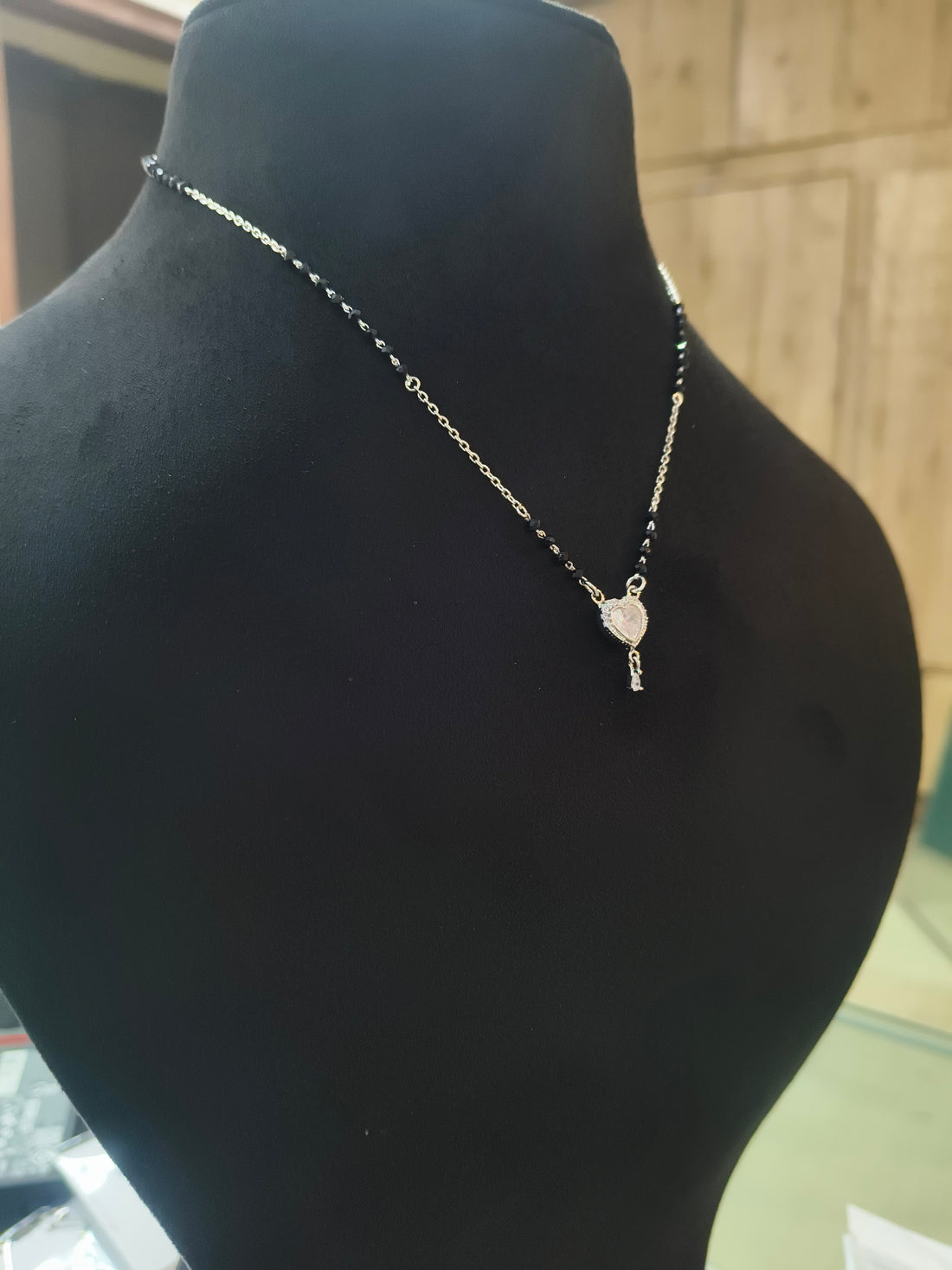 "शुद्ध चाँदी" Heart Drop Mangalsutra 2.0