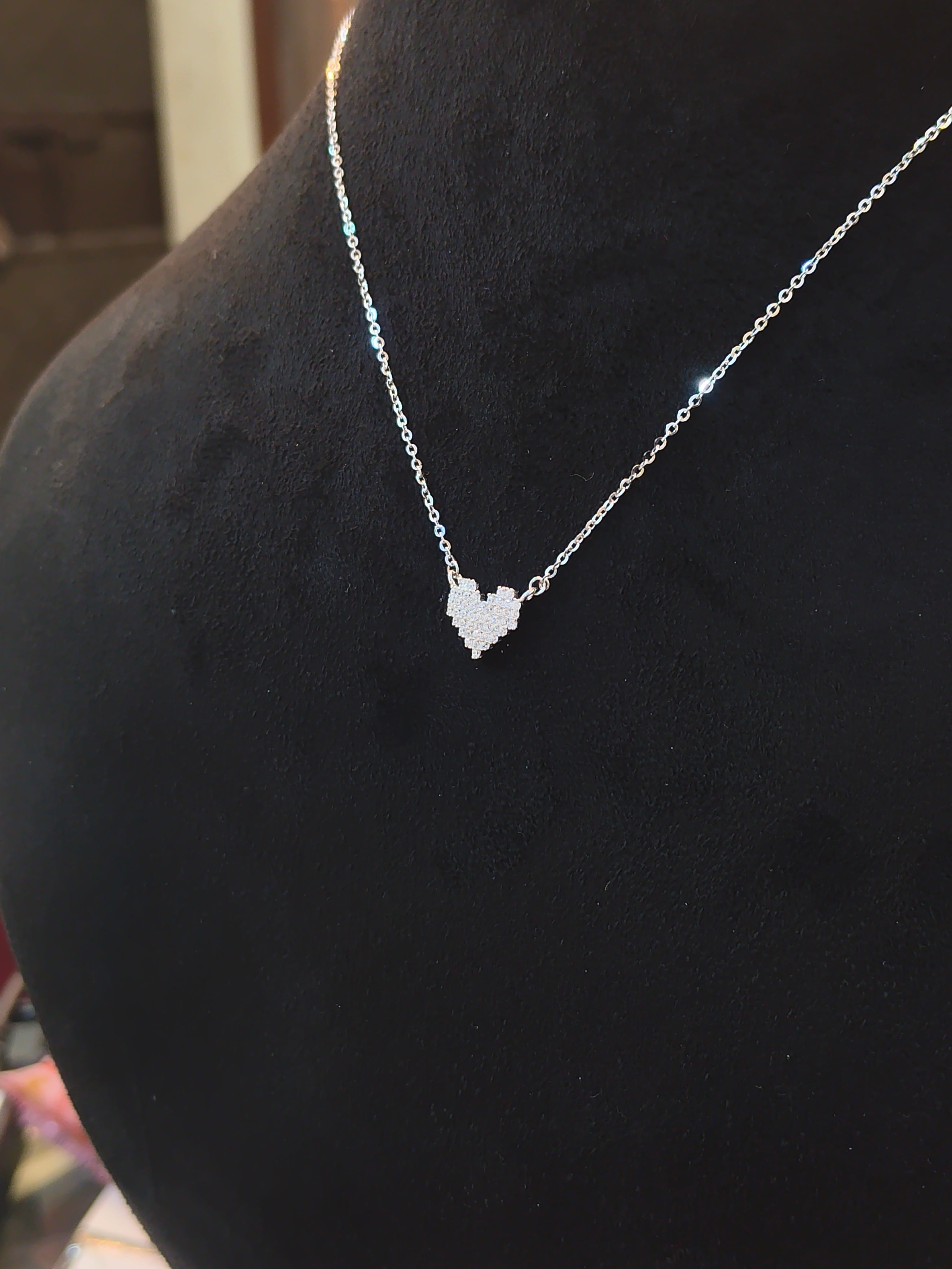 "शुद्ध चाँदी" Heart Chain Pendant