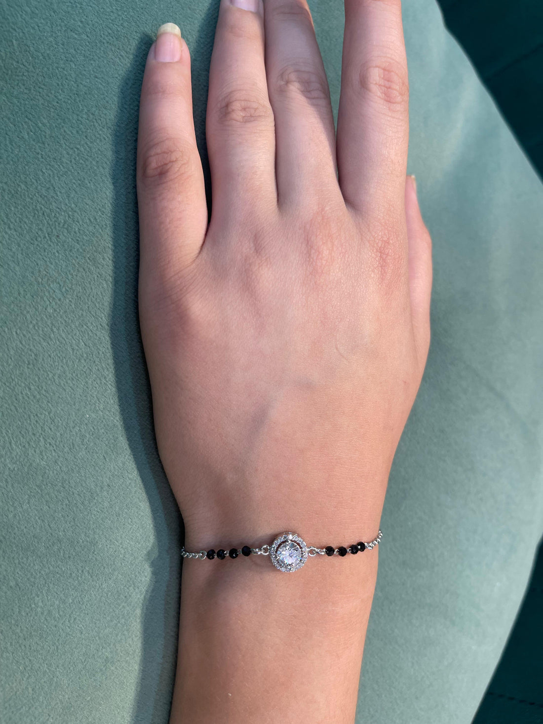 "शुद्ध चाँदी" Single Solitaire Hand Mangalsutra